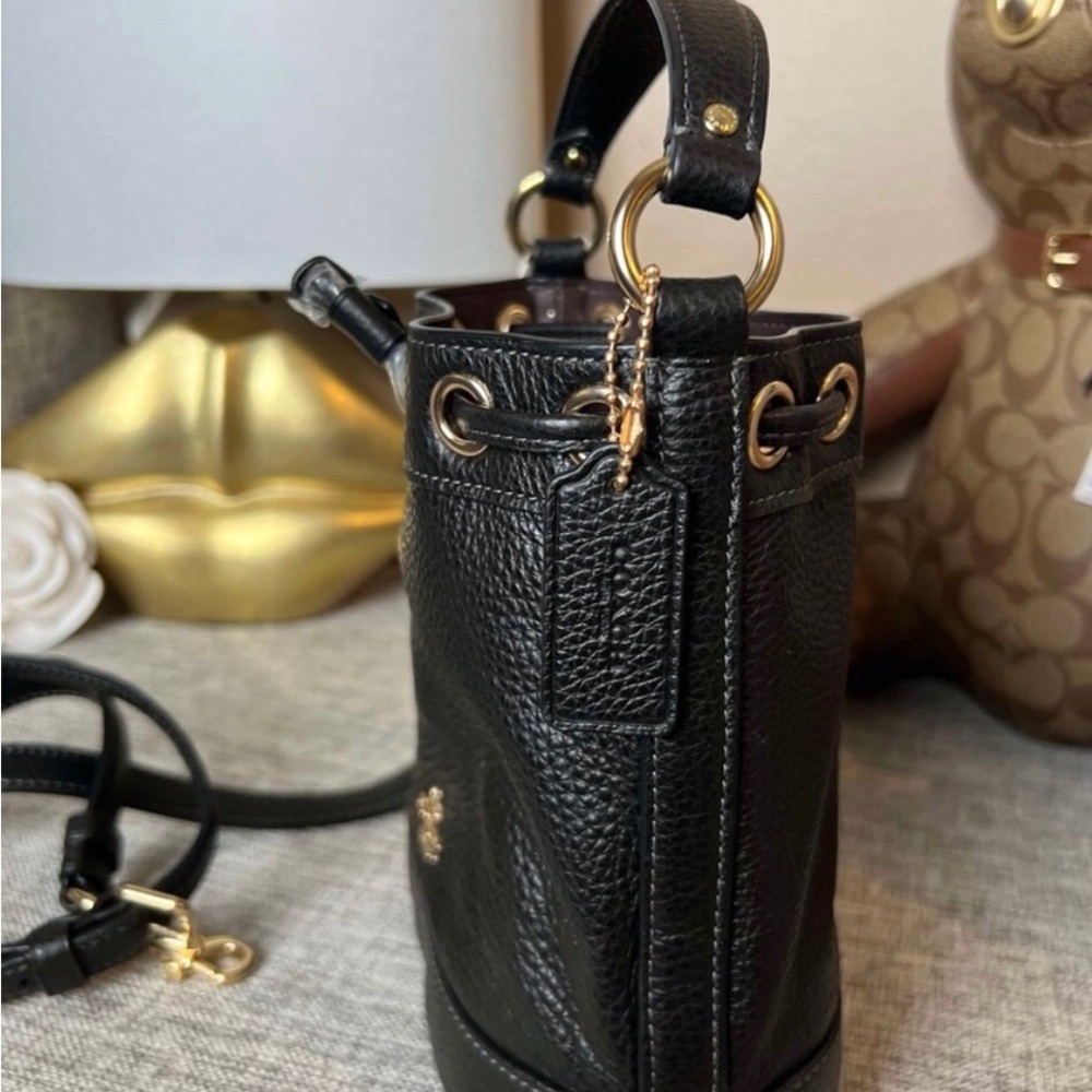 Coach Black Pebbled Leather Bucket Crossbody Bag with Gold Hardware NWOT - Picture 4 of 5